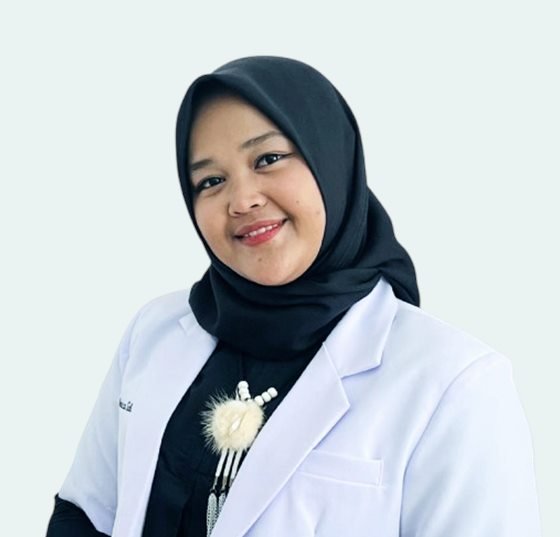drg. Monica Salesy Putri, dokter gigi Krystal Dental
